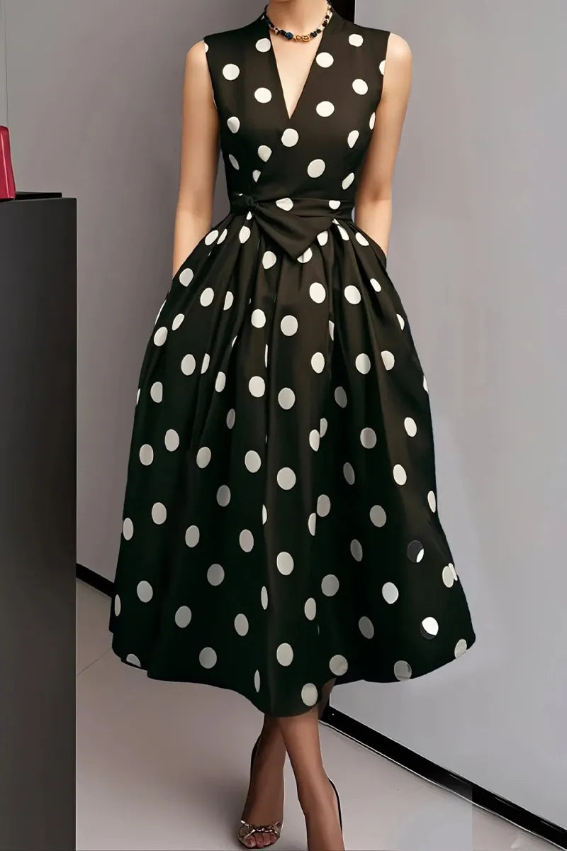 Women‘s Elegant Polka-Dot Waist-Defined Dress