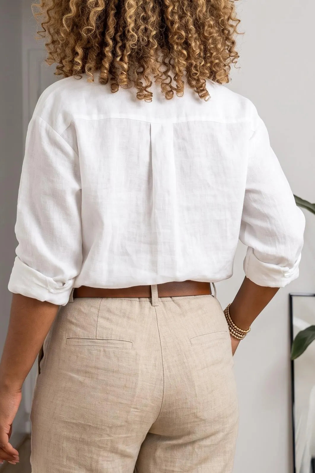 Women's Oversized Button Down White Shirt 3D Ruffle Floral Detail Long Sleeve Collared Cotton Blouse Chic Streetwear Tops