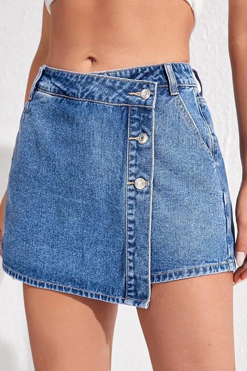 Women‘s High-Slit Clean Denim Skort