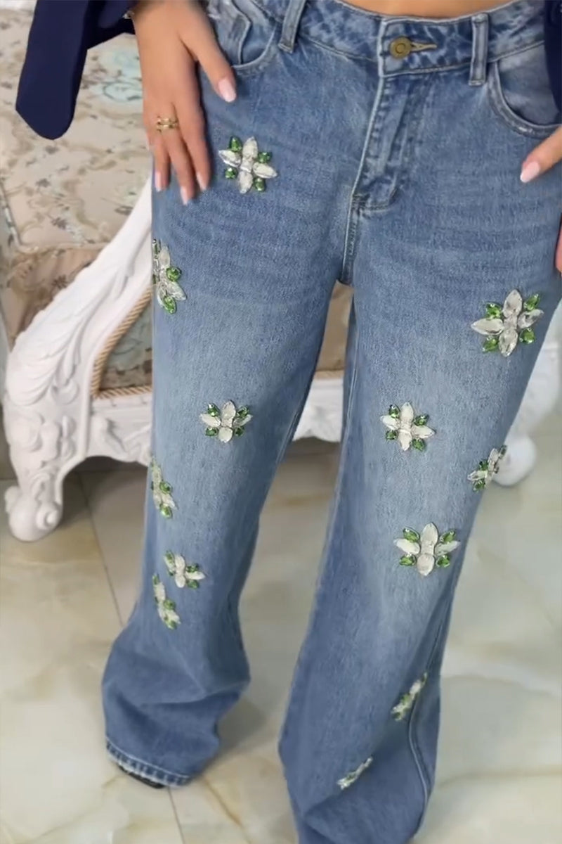 Women's Fashion Rhinestone Floral Trim Jeans